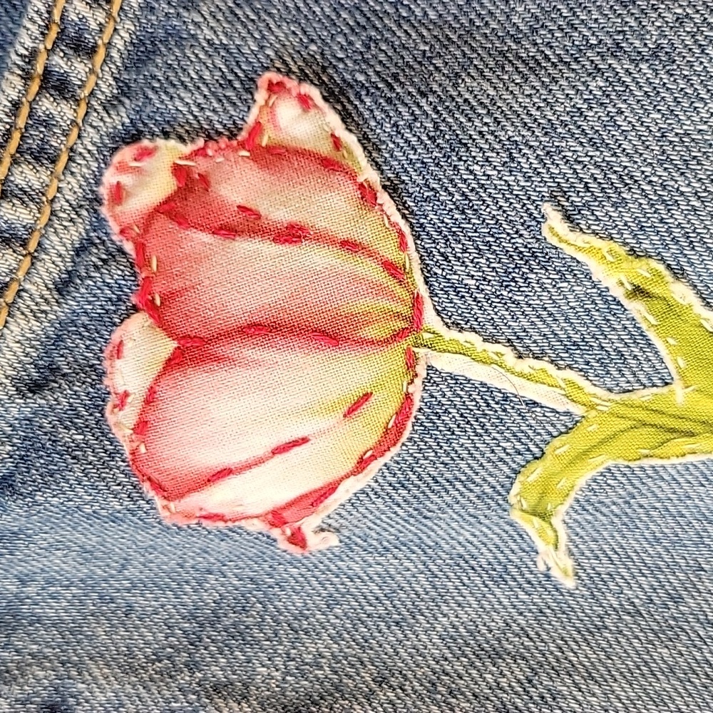 HAND CRAFTED Jeans UPCYCLED Blue Denim Patchwork Bird Floral Applique Size 10 - Picture 5 of 17